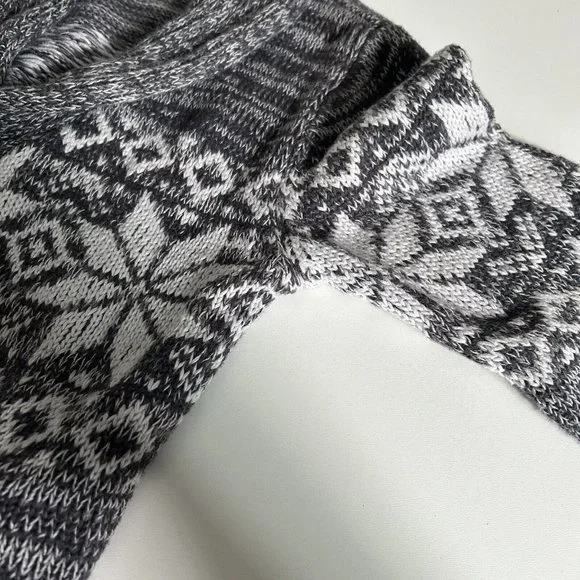 Skyr Boys Kids 6 Grey Cardigan Button Down Snowflake Winter Knit Cotton - Picture 10 of 12